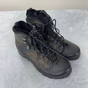 Arc'teryx Black and Brown Hiking Men's Boots Size 8 US